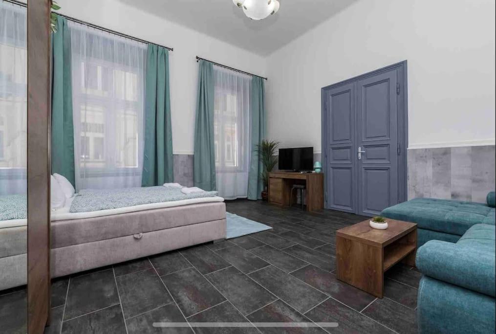 D3 Basilica Luxury Spacious Free Parking For 1 Car Budapeste Exterior foto