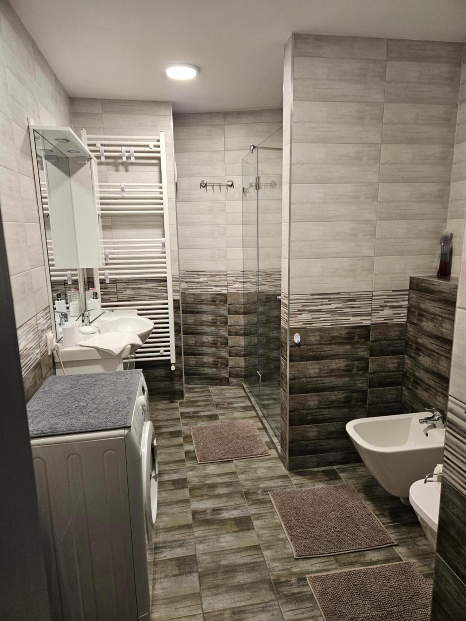 D3 Basilica Luxury Spacious Free Parking For 1 Car Budapeste Exterior foto
