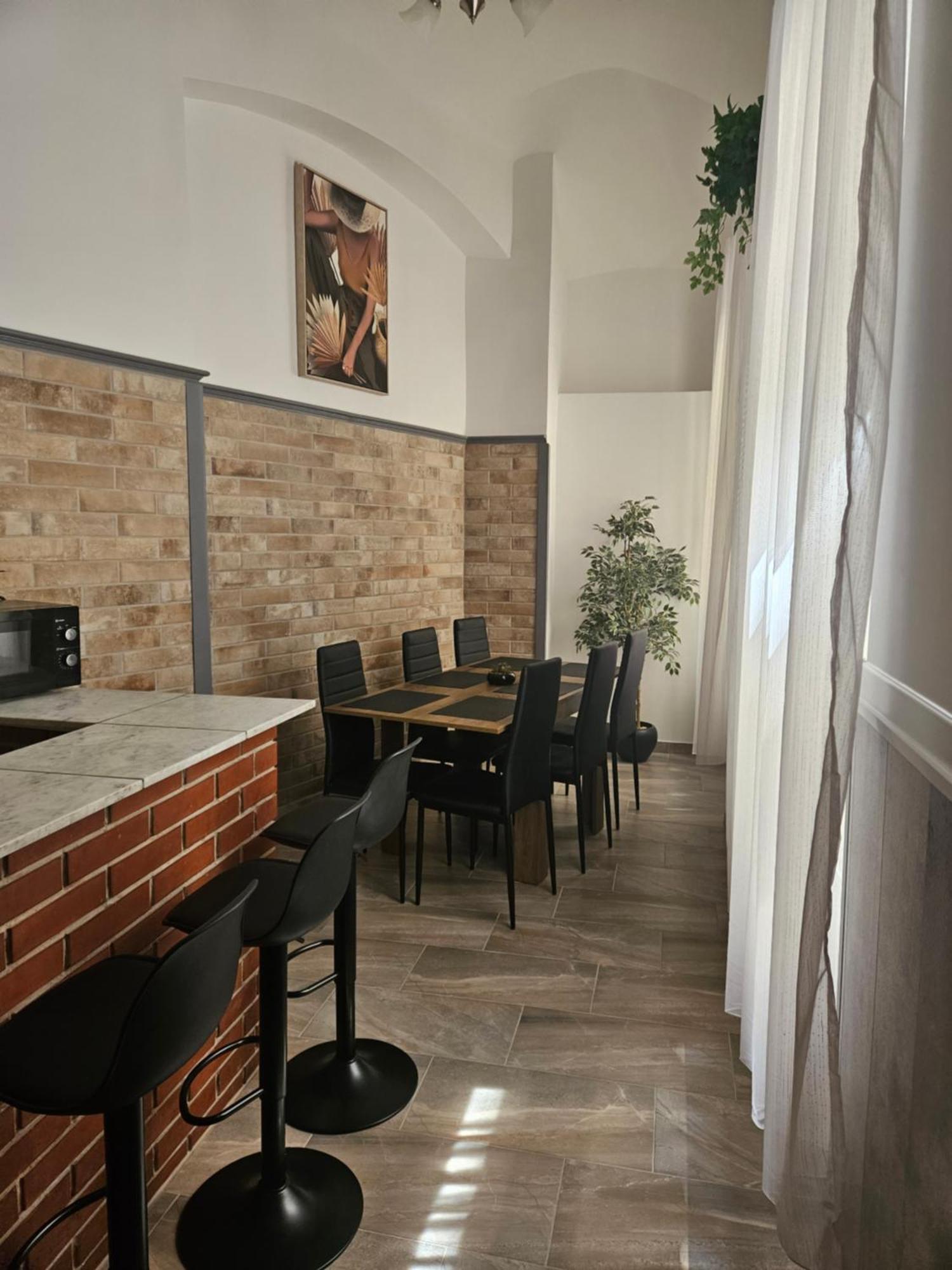 D3 Basilica Luxury Spacious Free Parking For 1 Car Budapeste Exterior foto